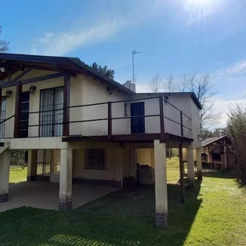 Casa Venta en Rio / Arroyo Caraguatá 300