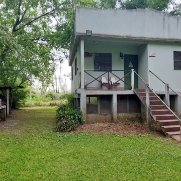 Casa Venta en Rio / Arroyo Caraguatá 900