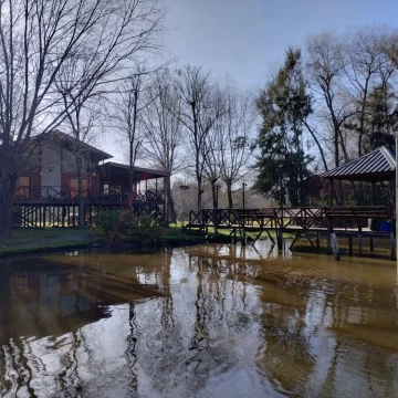 Casa Venta en Rio / Arroyo Carapachay El Encuentros 500