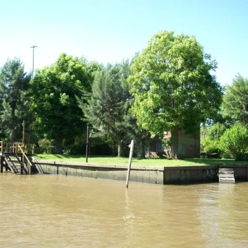 Casa Venta en Rio / Arroyo Carapachay Muelle Rony 500