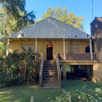 Casa Venta en Rio / Arroyo Paraná de Las Palmas lindero lote CON PLAYA 0