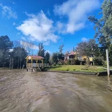 Casa Venta en Rio o Arroyo Sarmiento Waikiki