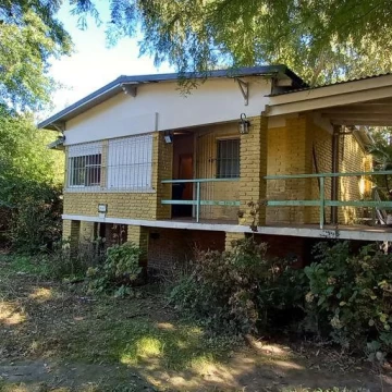 Casa Venta en Rio / Arroyo Sarmiento Islander