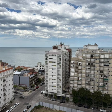 Venta departamento 2 ambientes a estrenar vista al mar Royal Park