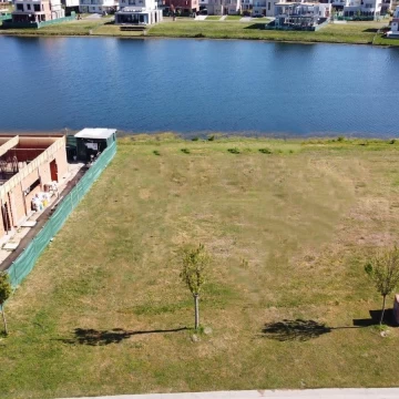 Terreno al Lago en Venta El Cantón Norte - Escobar Super Negociable