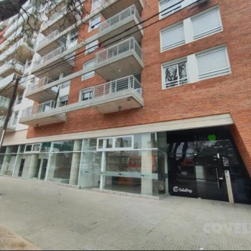 Apartamento 1 dormitorio planta baja con patio - Tres Cruces