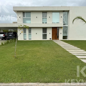 Venta Casa en Area 60 - La Victoria