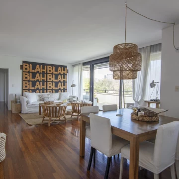Venta de Depto de 3/4 amb con 2 cocheras en Exclusivo Barrio Los Robles - Tigre