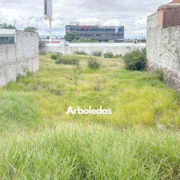 Terreno en Venta en Arboledas, Querétaro