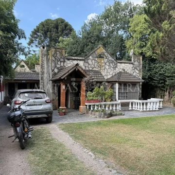 CASA QUINTA 3 AMB. - APTA CREDITO