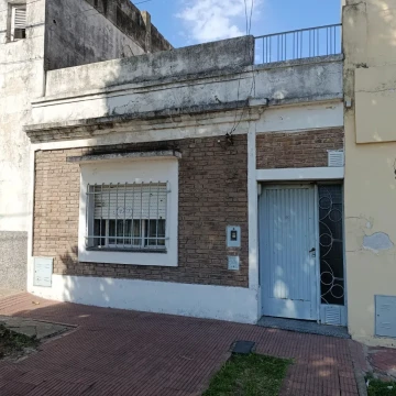 CASA A RECICLAR