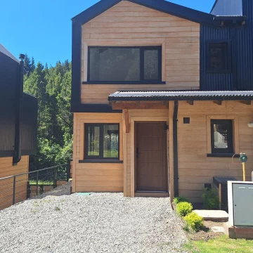 Casa 3 amb. en Venta en Cerro Lindo El Estribo a 1 km del centro de Bariloche!!