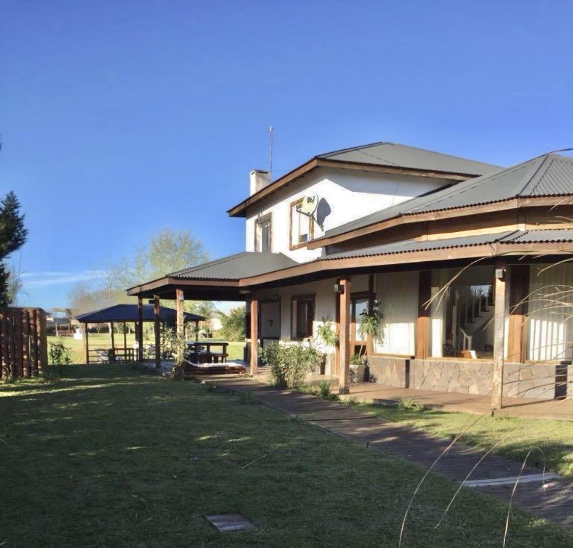 Casa de 3 dormitorios en Tigre, foto 2