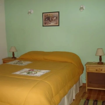 Hotel 8 hab. 2*