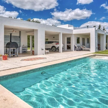 CASA en venta 3 dormitorios, Estancia Las Malvinas, Brandsen, A. Del Valle 1350