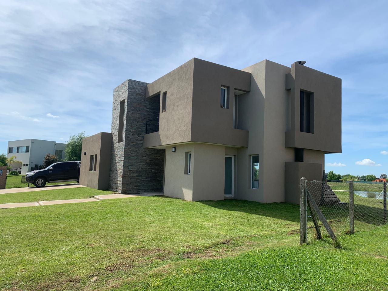 Casa de 3 dormitorios en Escobar, barrio cerrado, foto 3