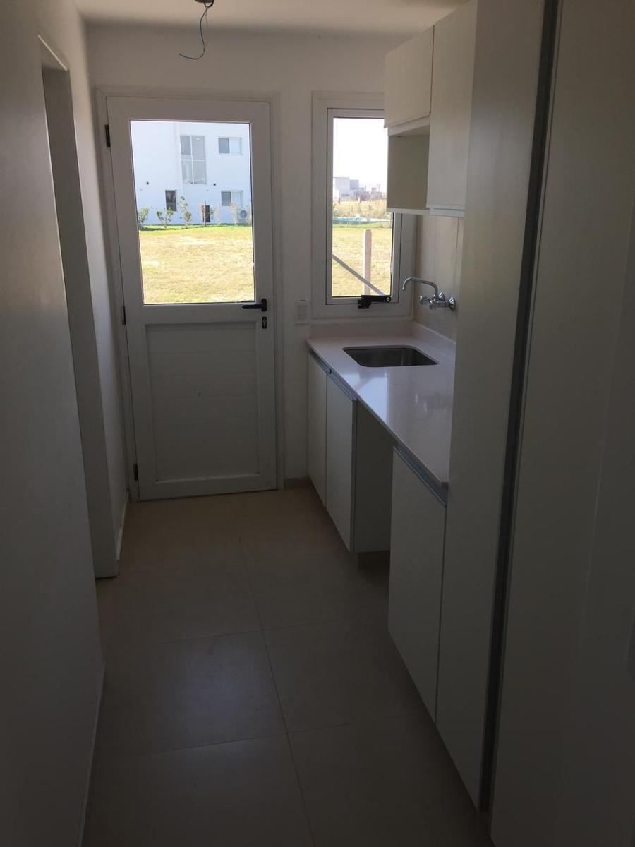 Casa de 3 dormitorios en Escobar, barrio cerrado, foto 5