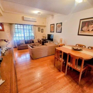 Venta casa  triplex  en  Olivos  zona Lasalle