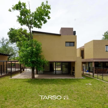 Casa 3 dormitorios en Housing PAZIFICA - Villa Warcalde