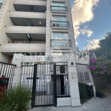 DEPARTAMENTO 2 AMBIENTES CASTELAR SUR C/COCHERA Y BAULERA