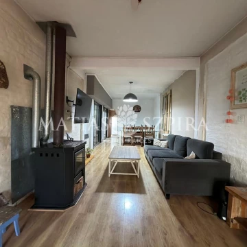 CASA 4 AMPLIOS AMBIENTES EN HARAS MIRYAM