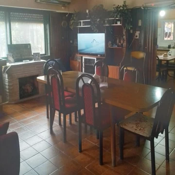 Venta casa en Tres de Febrero