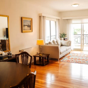 Venta departamento 3 ambientes, con cocheras y bauleras zona Varese Dumbledor