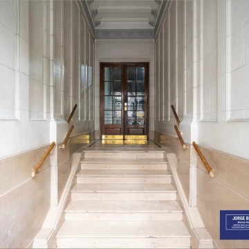 Venta departamento en Balvanera 5 ambientes