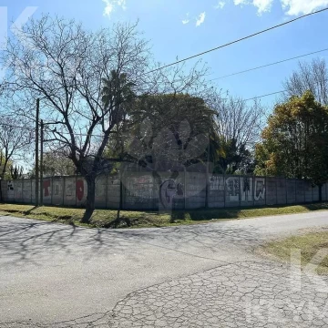 Lote en venta en City Bell
