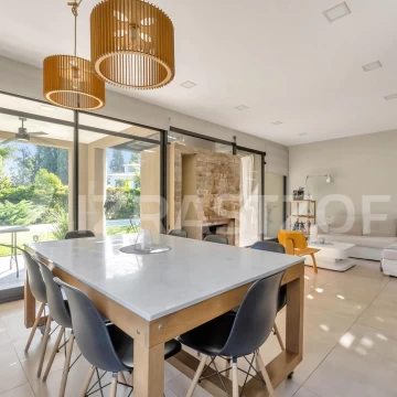 Casa en venta en Manzanares Chico