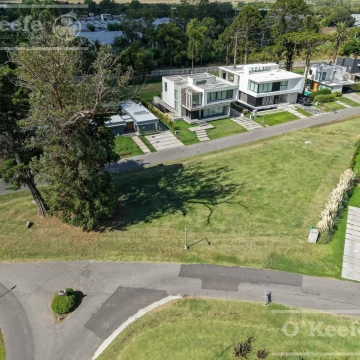 Lote en venta central en Greenville, Hudson, Berazategui