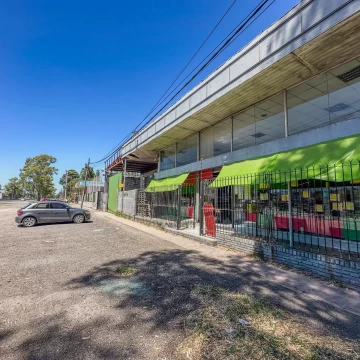 ALQUILER - DEPOSITO - FLORENCIO VARELA - 2000 M2 CON LOCAL COMERCIAL