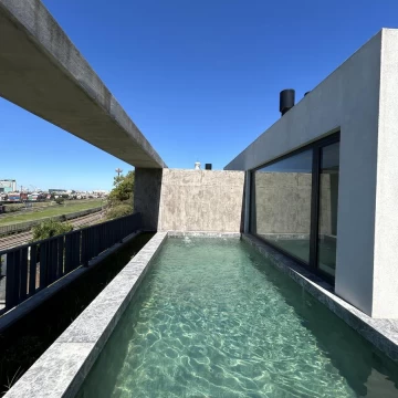 Venta Departamento 5 ambientes con  balcón terraza y 3 cocheras - Palermo Chico