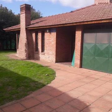 Quinta en F.Alvarez de 730 m2