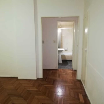 Departamento Venta en Av Pueyrredon 600