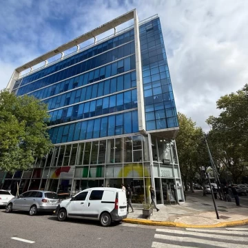 Local Venta en Av Caseros 3600