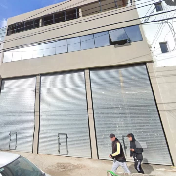Local Venta en Felipe Vallese 3400