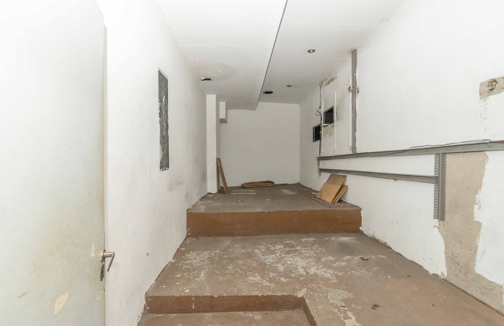 image 32