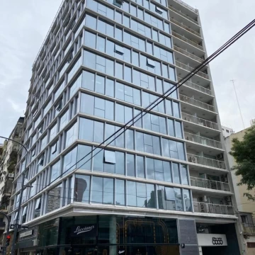 Oficina Alquiler en Avenida Libertador 6000