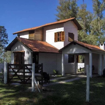 1 - Av. De los Plátanos