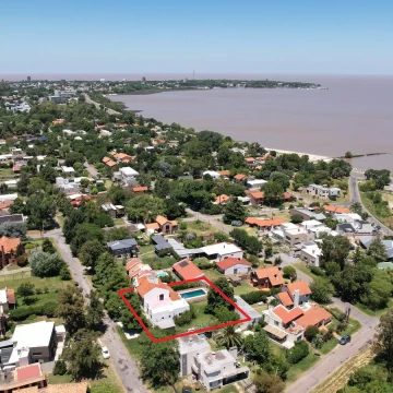 Espectacular casa en zona de alta demanda