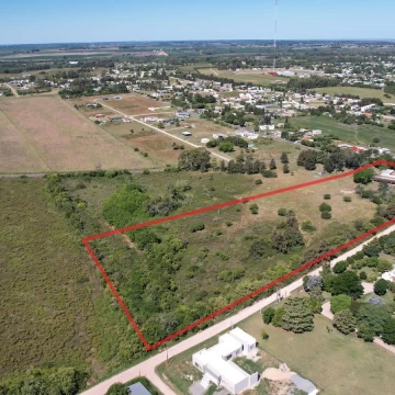 Venta terreno para fraccionar en Colonia del Sacramento.