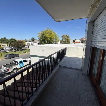 Casa en  muy linda zona