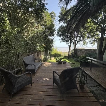 Casa centrica(Colonia) de 3 dormitorios con vista al rio