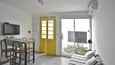 Departamento en venta, Pichincha, Rosario, 1 dormitorio de pasillo !