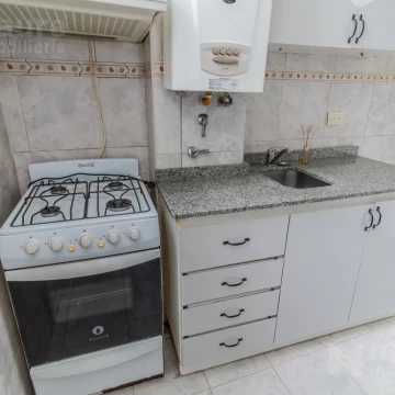 Depto de 2 dormitorios reciclado en venta 2do piso por escalera Palermo