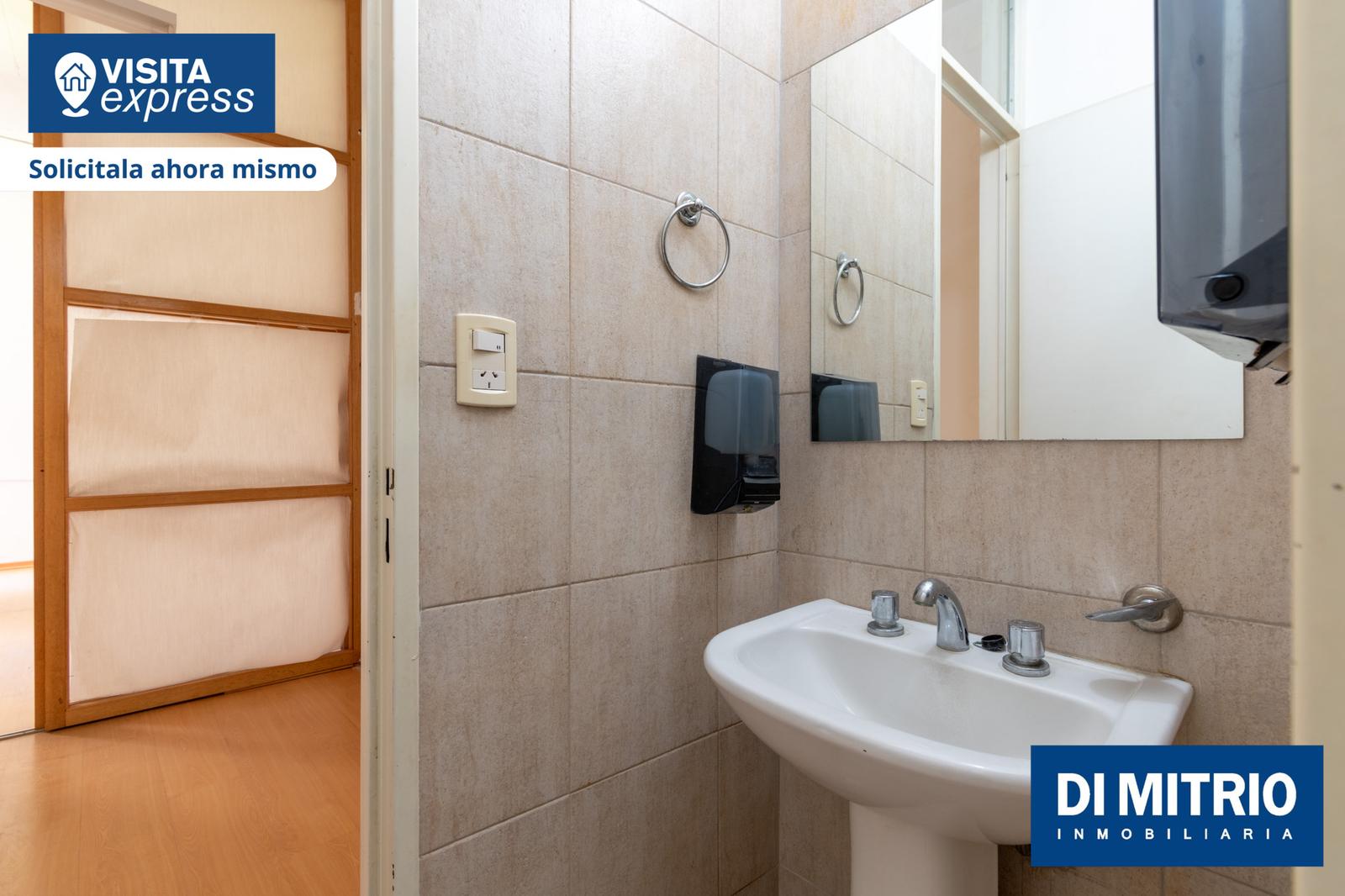 Segundo toilette