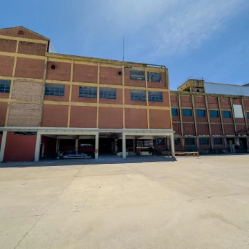 Alquiler- Depósito 212 m2 - Avellaneda - Centro Logistico