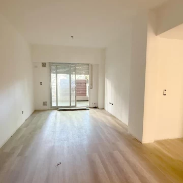 Departamento 3 Ambientes en Venta en Almagro a Estrenar con Balcón y Patio