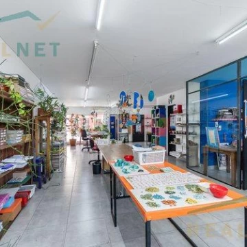 OFICINA EN VENTA EN BALVANERA  – 112 m² + COCHERA + BAULERA 